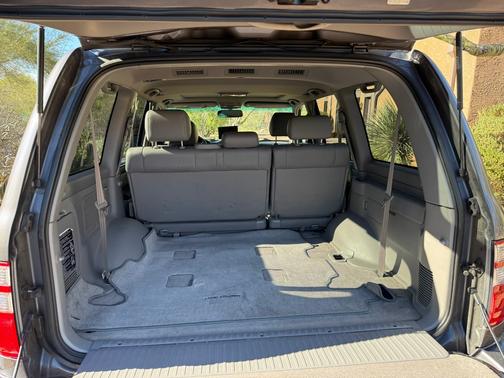 2004 Toyota Land Cruiser Base