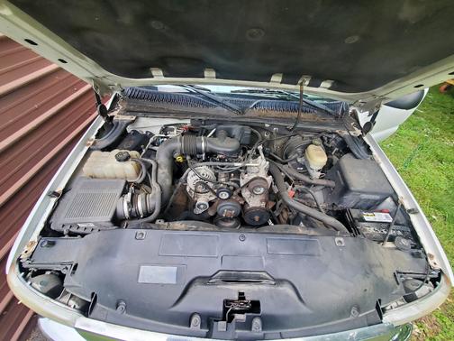 White 2006 GMC Sierra 1500 W/T