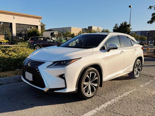White 2019 Lexus RX 350 Base