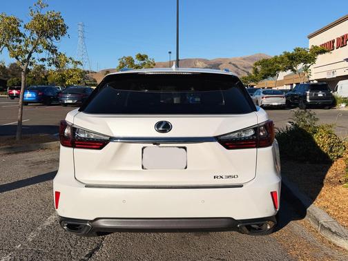 White 2019 Lexus RX 350 Base