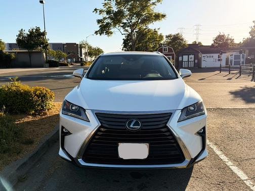 White 2019 Lexus RX 350 Base
