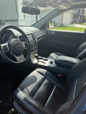 Black 2011 Jeep Grand Cherokee Laredo