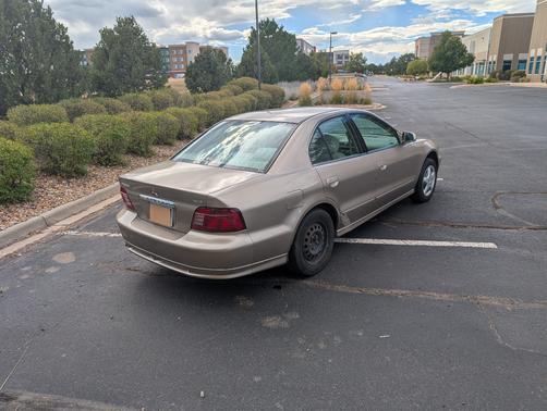 2000 Mitsubishi Galant ES