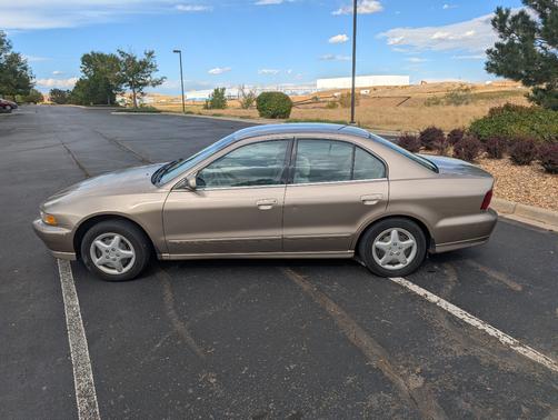 2000 Mitsubishi Galant ES
