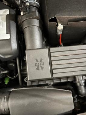 White 2013 Volkswagen Beetle 2.0T