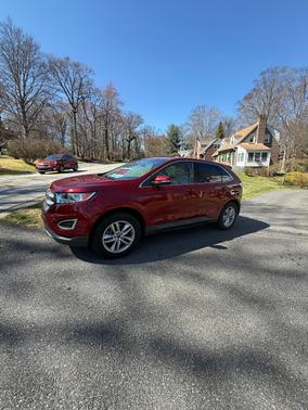 Red 2016 Ford Edge SEL