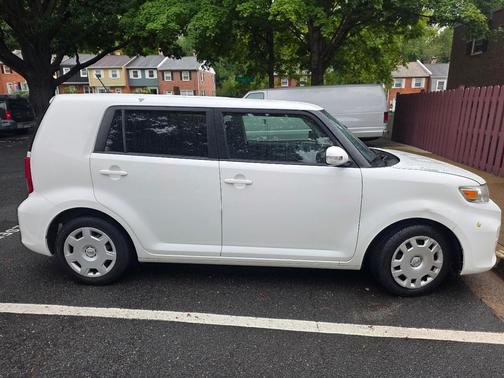 White 2013 Scion xB Base