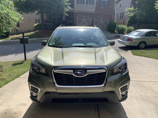 Photo 2 of 10 of 2019 Subaru Forester Limited