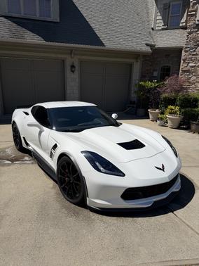 White 2017 Chevrolet Corvette Grand Sport