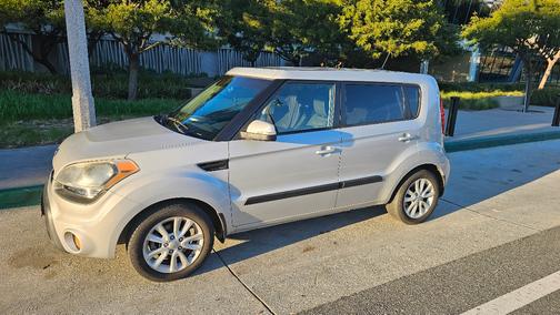 2013 Kia Soul +