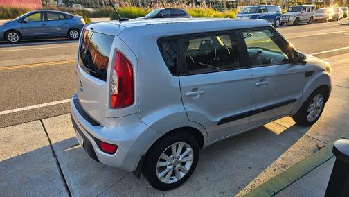2013 Kia Soul +