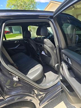 Blue 2024 BMW X5 sDrive40i