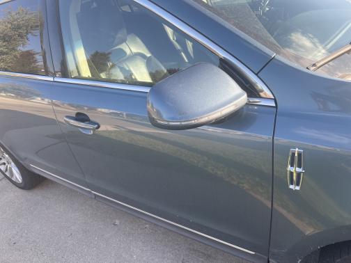 2010 Lincoln MKT Base