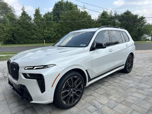 2024 BMW X7 M60i