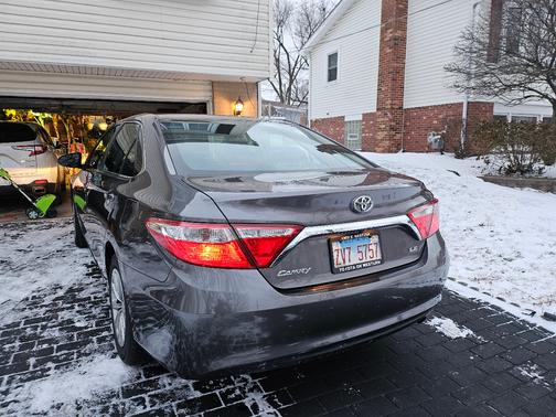 2017 Toyota Camry LE
