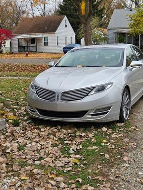 2015 Lincoln MKZ Hybrid Base