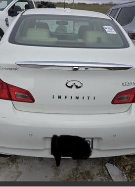 2012 INFINITI G37 x