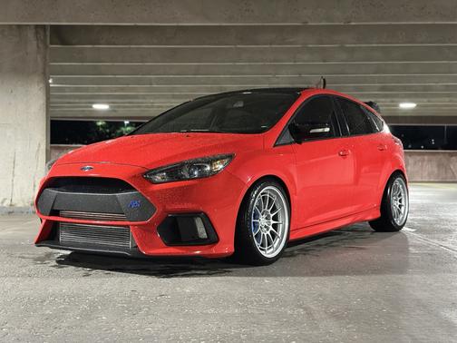 Red 2018 Ford Focus RS Base