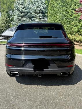 2024 Porsche Cayenne AWD