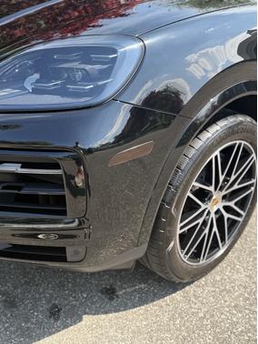 2024 Porsche Cayenne AWD