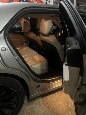 2018 Chrysler 300 Limited