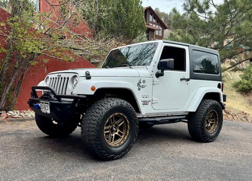 2017 Jeep Wrangler Sahara