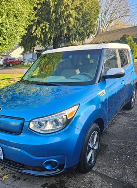 2017 Kia Soul EV Base