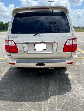 2005 Lexus LX 470 Base