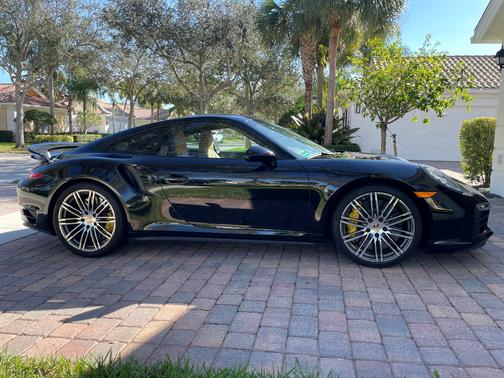 2014 Porsche 911 911 Turbo S