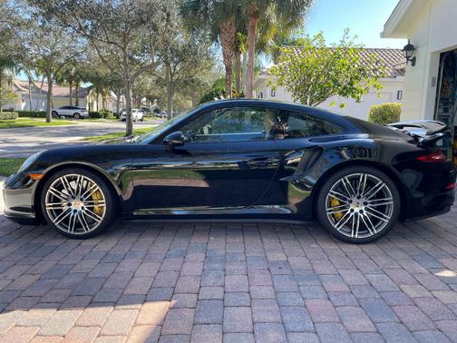 2014 Porsche 911 911 Turbo S