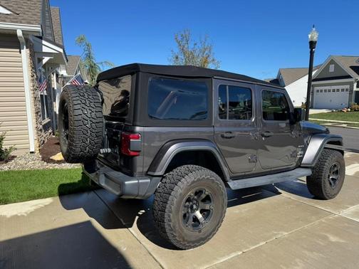 Gray 2018 Jeep Wrangler Unlimited Sahara