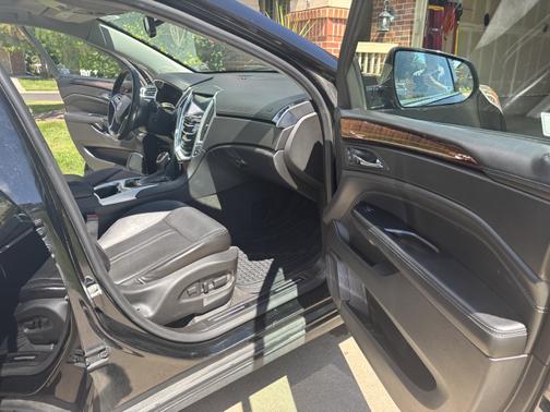 2014 Cadillac SRX Performance Collection