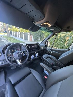 2024 Mercedes-Benz eSprinter 2500 High Roof HO 170"