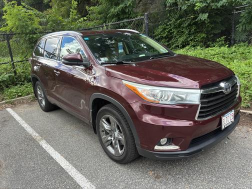Red 2016 Toyota Highlander Limited
