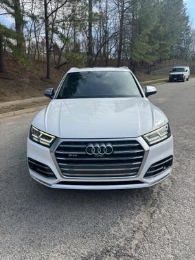 White 2018 Audi SQ5 3.0T Prestige