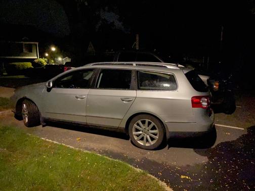 Silver 2010 Volkswagen Passat Komfort