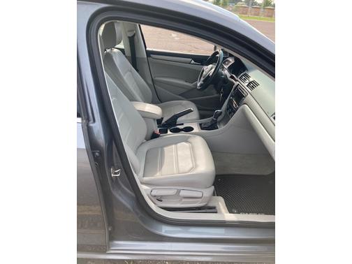 2015 Volkswagen Passat 2.0L TDI DSG SE w/Sunroof