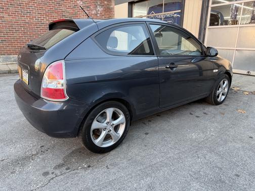 2007 Hyundai Accent SE