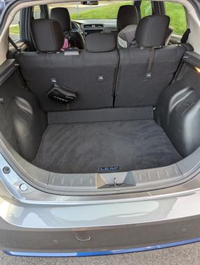 2022 Nissan Leaf SV