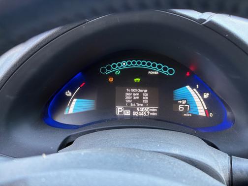 2015 Nissan Leaf SV