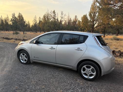 2015 Nissan Leaf SV