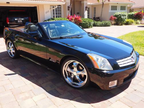 2004 Cadillac XLR Base