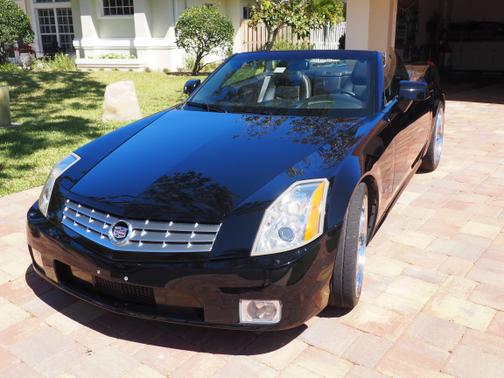 2004 Cadillac XLR Base