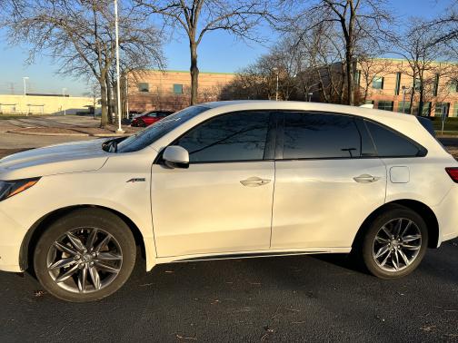 Photo 4 of 14 of 2019 Acura MDX 3.5L Technology & A-Spec Pkgs