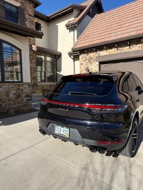 2020 Porsche Macan Macan S