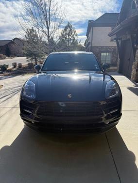 2020 Porsche Macan Macan S