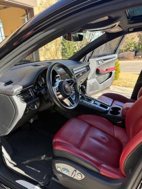 2020 Porsche Macan Macan S