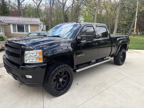 Black 2012 Chevrolet Silverado 2500 LT