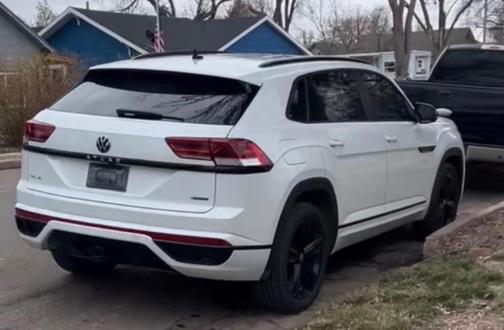 White 2023 Volkswagen Atlas Cross Sport 3.6L V6 SEL R-Line Black