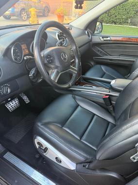 Black 2010 Mercedes-Benz M-Class ML 350